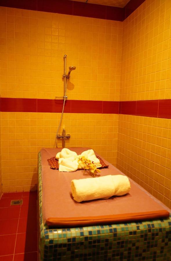 Hotel Ewan